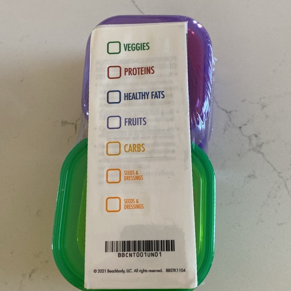 Beachbody Bodi 2B mindset journal, cup and shaker cup - Picture 4 of 6